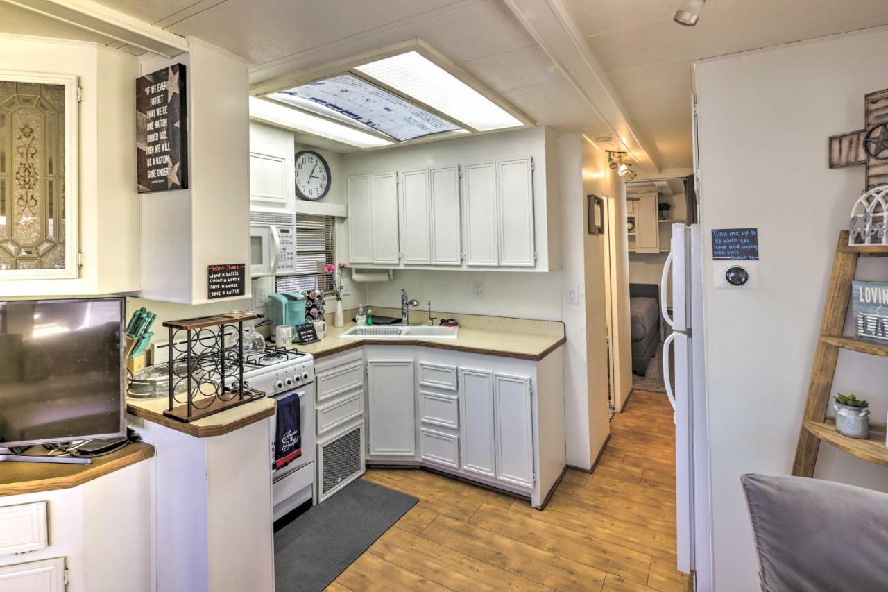 Cozy Lake Havasu City Home With Dock And Beach Access! 외부 사진