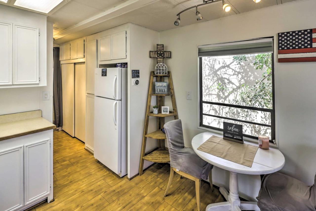 Cozy Lake Havasu City Home With Dock And Beach Access! 외부 사진
