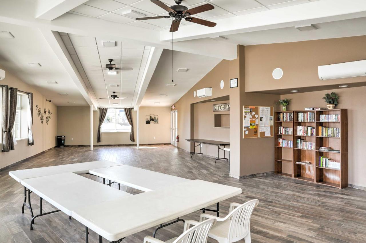 Cozy Lake Havasu City Home With Dock And Beach Access! 외부 사진